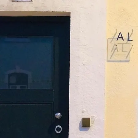 Alcantara Lodge Lisbon Exterior photo